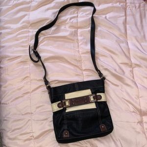 HP🎉❤️🎉Tignanello Zip Up Crossbody Bag